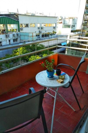 Amplio departamento con balcon en Palermo